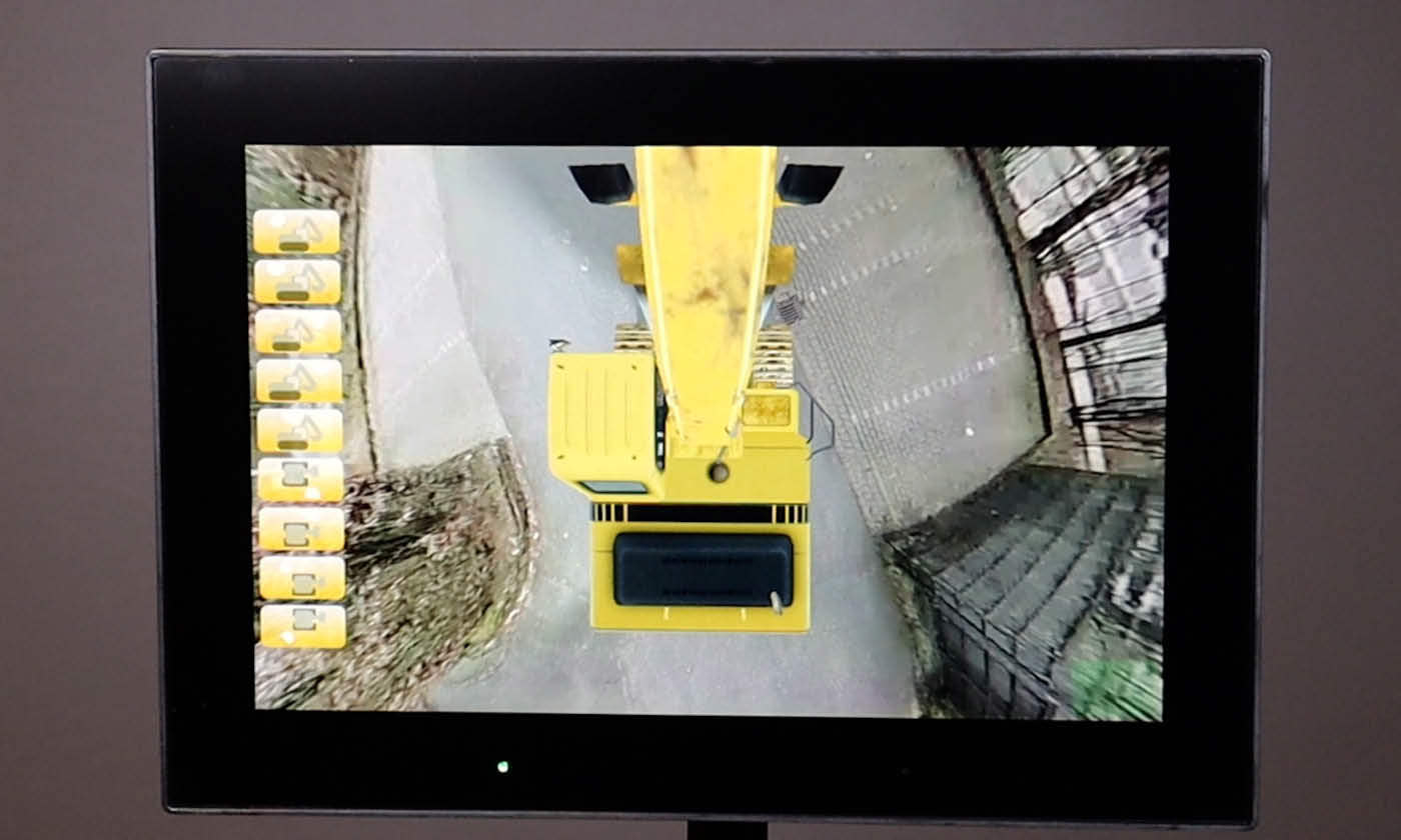 Picture with display computer showing 360° Bird View solution video.