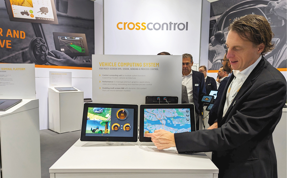 Vehicle Computer & Monitors.