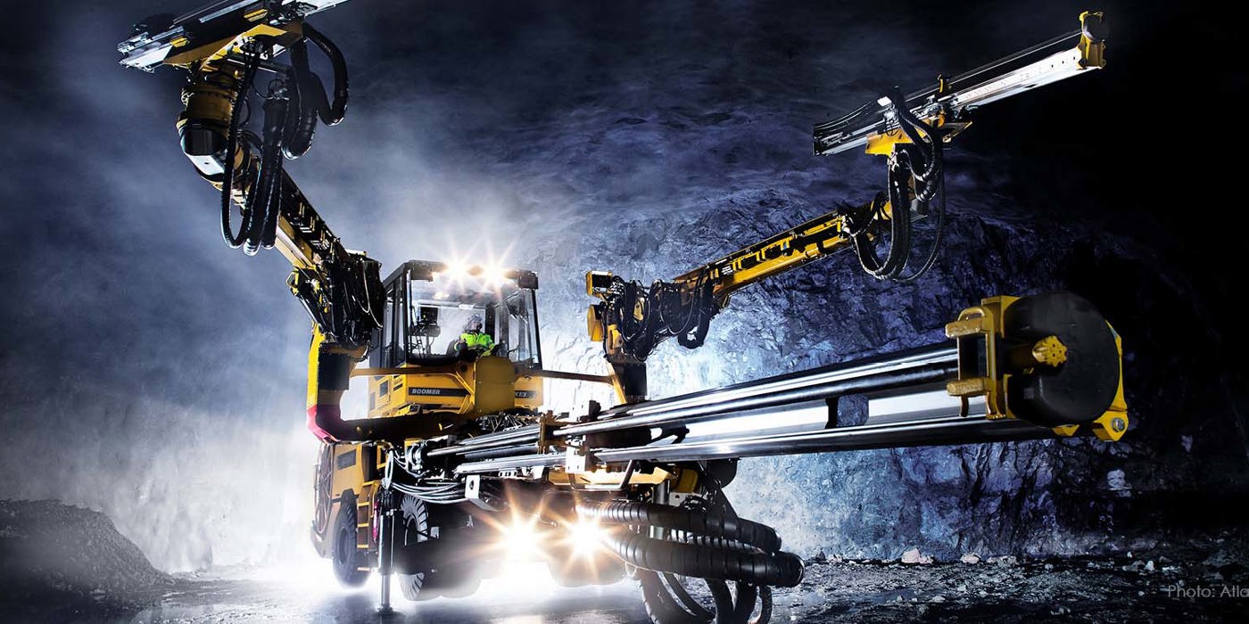 Mining machines with rugged displays in harsh environment.